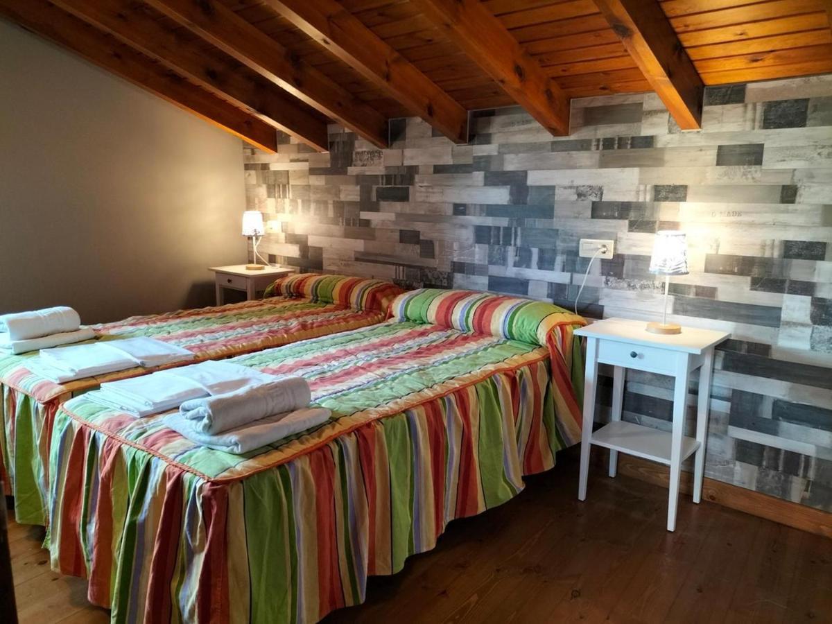 Apartamentos La Corona Llames de Parres ภายนอก รูปภาพ