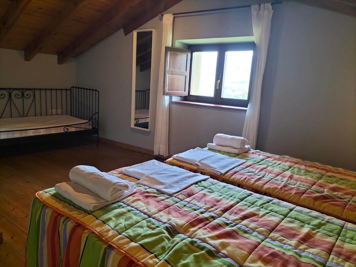 Apartamentos La Corona Llames de Parres ภายนอก รูปภาพ