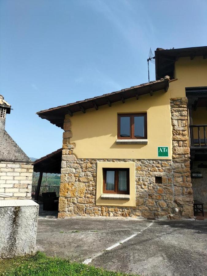 Apartamentos La Corona Llames de Parres ภายนอก รูปภาพ