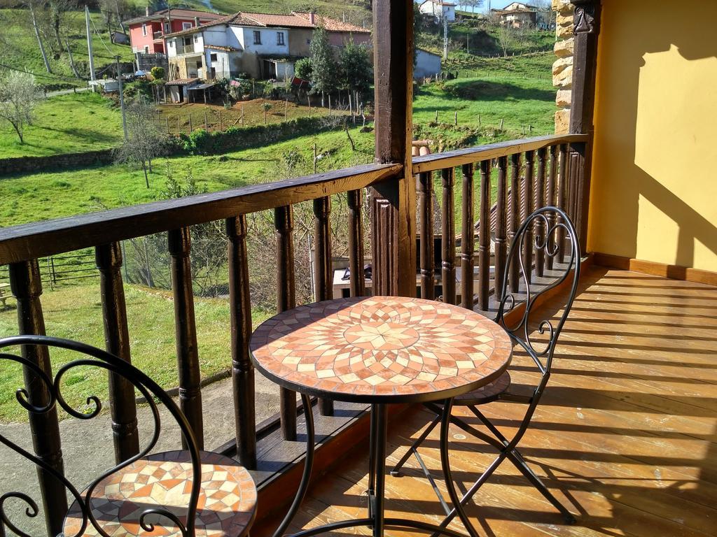 Apartamentos La Corona Llames de Parres ภายนอก รูปภาพ